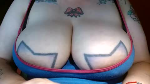 Snapshot of bianka_star_ chatting on February 13, 3:24 pm bianca online show from February 13, 3:24 pm
