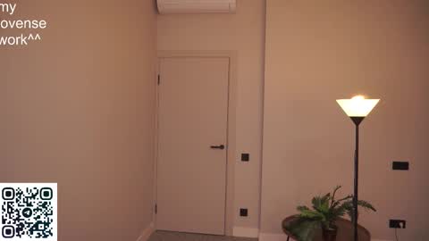 Ophelia online show from October 23, 7:15 pm