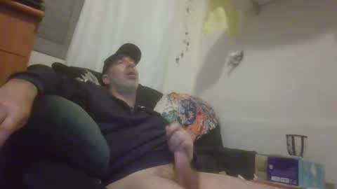 bibo85_99 online show from May 2, 8:58 pm