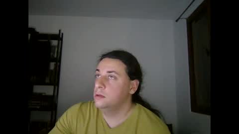 BiCuriousGuy online show from December 17, 9:49 pm