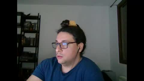 BiCuriousGuy online show from February 5, 10:11 pm