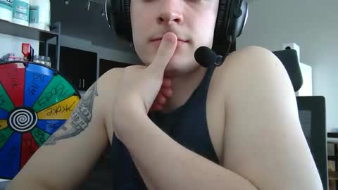 bicyclesocks online show from April 18, 12:45 am