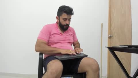 Tommy online show from November 16, 4:09 pm