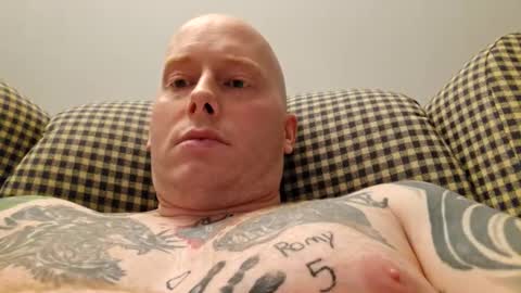 big_mat1988 online show from March 2, 11:53 pm