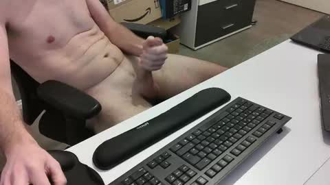 big_tobi_1 online show from December 15, 7:15 am