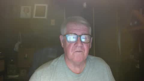 bigbeerdrinker online show from April 30, 3:55 am