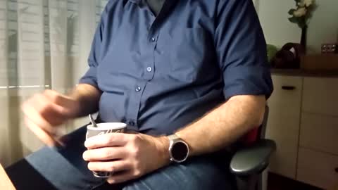 Snapshot of bigbibear88 chatting on February 14, 10:17 am bigbibear88 online show from February 14, 10:17 am