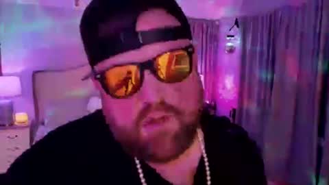 Bigboi1o11 online show from April 23, 8:00 am