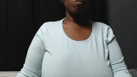 bigboobsbitchx online show from June 14, 11:23 am