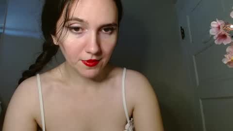 Isabella online show from December 3, 8:31 pm