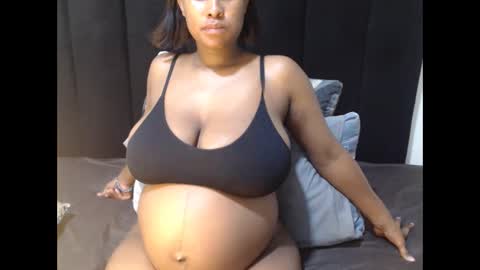 Bigbootyshaz online show from February 2, 7:10 pm