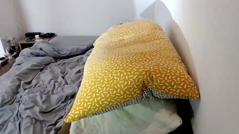 Bigboybungle online show from February 10, 5:47 am