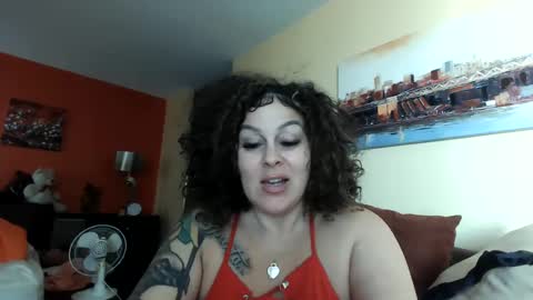Snapshot of bigbreastsabrina chatting on March 12, 5:49 pm BIG BREAST SABRINA online show from March 12, 5:49 pm