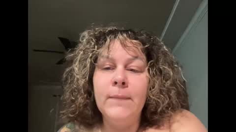 BIG BREAST SABRINA online show from November 17, 12:19 pm