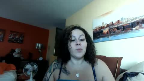 Snapshot of bigbreastsabrina chatting on March 12, 8:52 pm BIG BREAST SABRINA online show from March 12, 8:52 pm