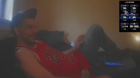Jon - Im Straight online show from June 7, 5:07 pm