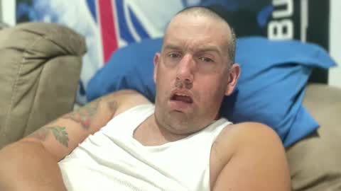 bigcocksuckingslut online show from September 15, 12:45 am