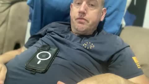 bigcocksuckingslut online show from December 19, 2:12 pm