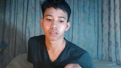 bigcockyummysexjosh online show from March 28, 11:55 am