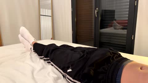 Frenchy bigD online show from February 26, 8:17 am