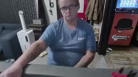 Darryl online show from October 31, 9:15 pm