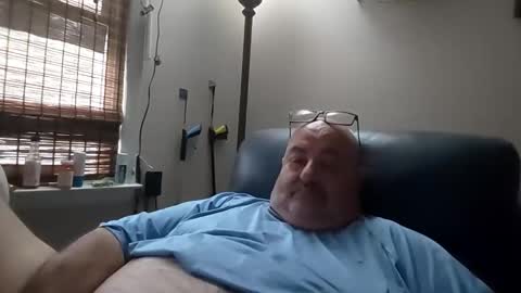 bigfuzzyteddybear online show from March 23, 1:49 pm