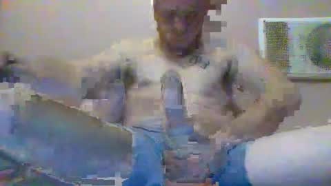 Snapshot of biggingerdick04 chatting on October 6, 6:37 pm biggingerdick04 online show from October 6, 6:37 pm