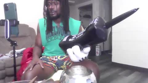 biggs717o online show from October 2, 6:34 am