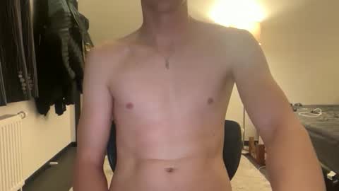 bigleor online show from February 14, 6:32 pm