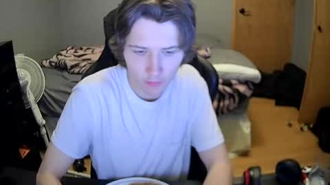 Arthur online show from December 13, 11:00 pm