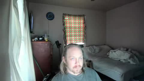 Snapshot of bigmike20129020 chatting on March 10, 1:00 pm bigmike20129020 online show from March 10, 1:00 pm