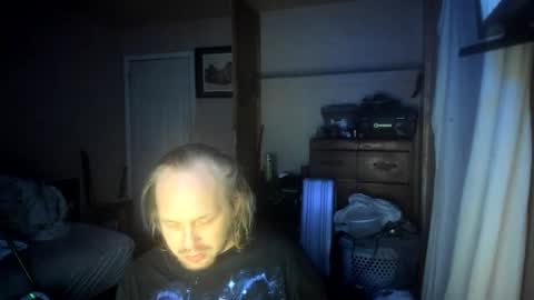 Snapshot of bigmike20129020 chatting on December 16, 5:59 am bigmike20129020 online show from December 16, 5:59 am