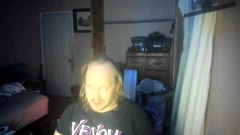 Snapshot of bigmike20129020 chatting on January 19, 5:26 am bigmike20129020 online show from January 19, 5:26 am