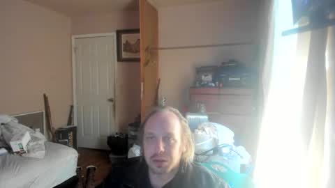 Snapshot of bigmike20129020 chatting on December 15, 3:42 pm bigmike20129020 online show from December 15, 3:42 pm