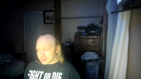 Snapshot of bigmike20129020 chatting on February 3, 6:02 am bigmike20129020 online show from February 3, 6:02 am