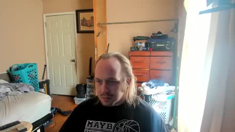Snapshot of bigmike20129020 chatting on February 16, 9:05 pm bigmike20129020 online show from February 16, 9:05 pm