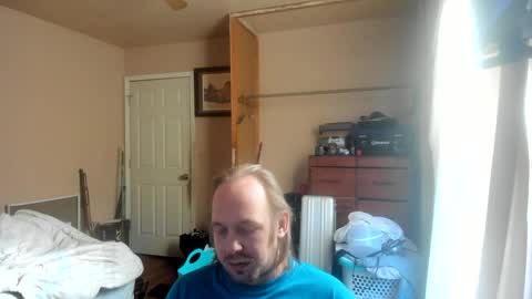Snapshot of bigmike20129020 chatting on December 21, 6:12 pm bigmike20129020 online show from December 21, 6:12 pm