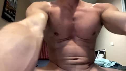 bigmuscles24 online show from March 4, 1:17 pm