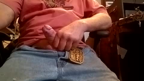 bigsickdoug1 online show from December 5, 9:00 pm