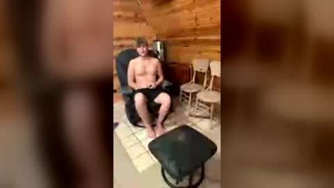 bigskinnyboyshh online show from July 8, 11:08 pm