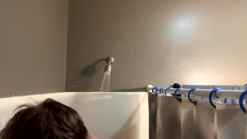 Snapshot of bigskinnyboyshh chatting on January 6, 5:30 am bigskinnyboyshh online show from January 6, 5:30 am