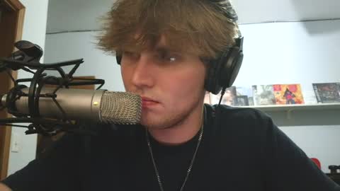 bigskinnyboyshh online show from July 7, 10:14 pm