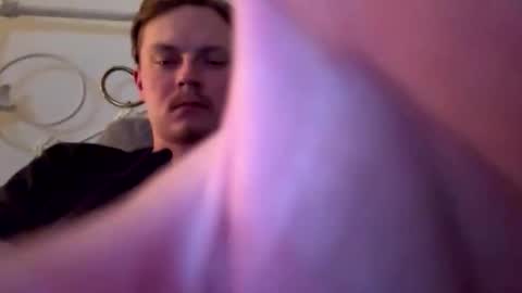 bigspoon610 online show from April 12, 3:21 am