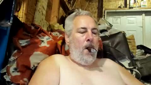 Biguy52 online show from November 9, 8:40 am