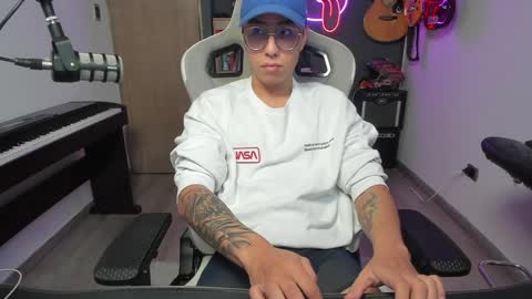 bigxboy96 online show from January 19, 9:01 am