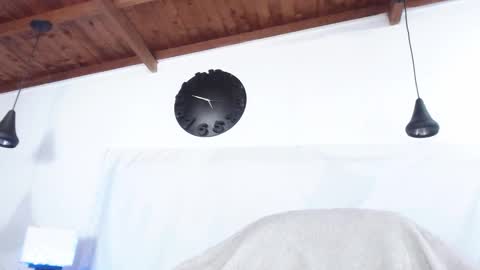 andres online show from February 6, 6:18 am