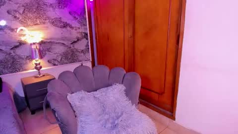 Sam online show from February 19, 1:21 pm