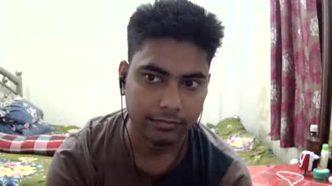 birbikrom104 online show from May 22, 7:04 am