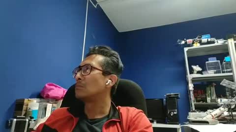 Manu O online show from June 28, 2:40 am