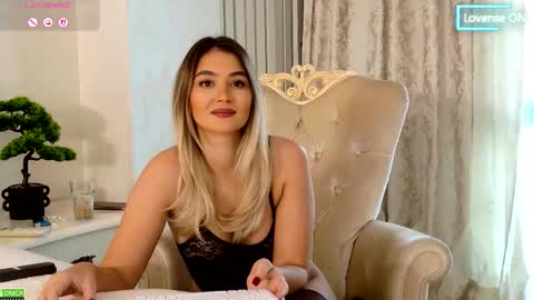 BiteFromTemptation online show from November 2, 5:07 am